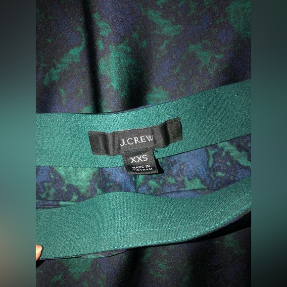 J Crew Pull-on slip skirt in Black Watch tartan - Picture 3 of 5